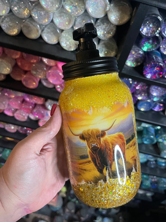32oz highland cow pump mason jar