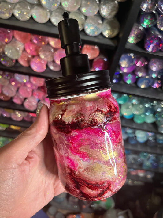 Swirl soap jar